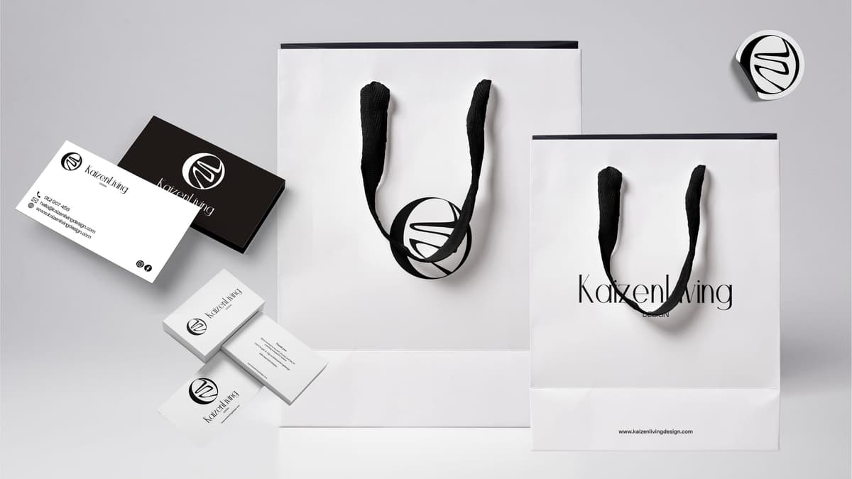 GRAPHIC & WEB DESIGN